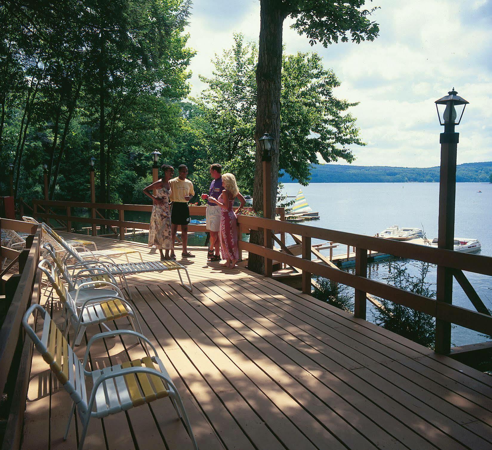 Cove Haven Resort Lakeville Eksteriør bilde